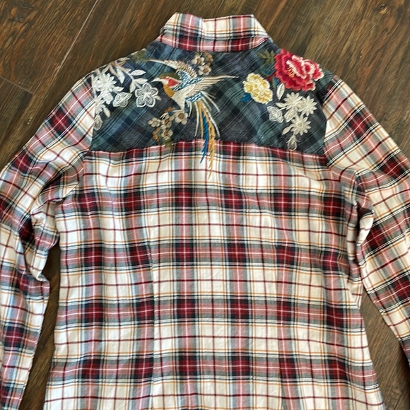 Johnny Was Collection Imogen Smock Shirt Red & Black Plaid Size SM RETAIL $240 - Picture 3 of 5